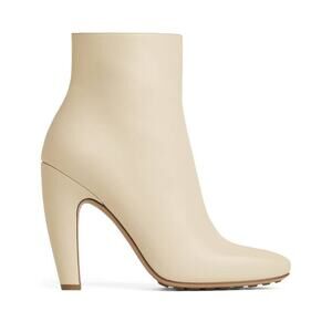 Bottega Veneta Canalazzo Ankle Boot in Sea Salt 40